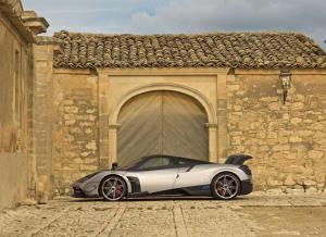 2016 Pagani Huayra BC