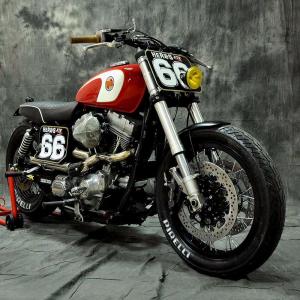 2000 Harley-Davidson Dyna Super Glide Gabrielle by Extreme Pepo