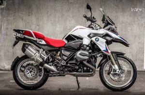 Юбилейные мотоциклы BMW Iconic 100