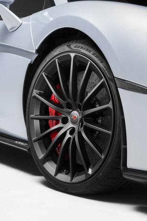 2016 McLaren 570GT