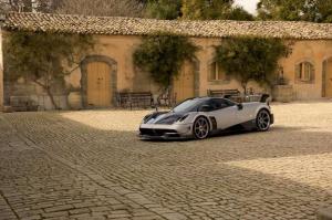 2016 Pagani Huayra BC