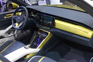 2016 Volkswagen T-Cross Breeze Concept