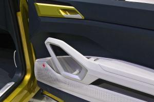 2016 Volkswagen T-Cross Breeze Concept