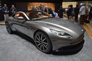 Aston Martin DB11: он реально новый!
