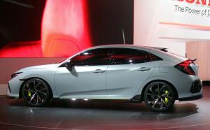2016 Honda Civic Hatchback Prototype