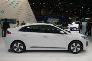 2016 Hyundai IONIQ electric