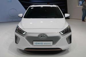 2016 Hyundai IONIQ electric