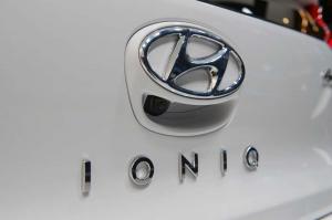2016 Hyundai IONIQ electric