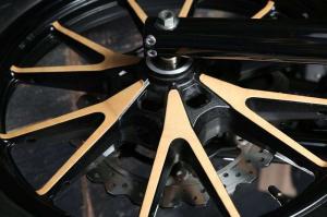 2016 Yamaha SV950 Fine Cut by Madras Motoports and Tridex