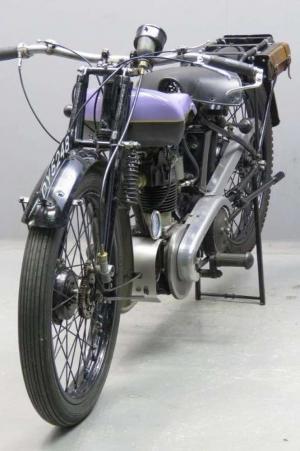 1928 Zenith Model 19
