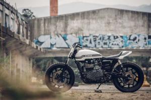2016 Triumph Thruxton Tracker by Onehandmade