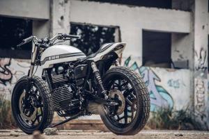 2016 Triumph Thruxton Tracker by Onehandmade