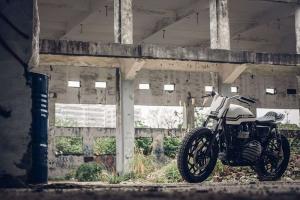 2016 Triumph Thruxton Tracker by Onehandmade
