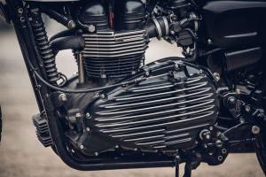 2016 Triumph Thruxton Tracker by Onehandmade