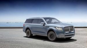Lincoln оснастил концептуальный Navigator «крыльями чайки»