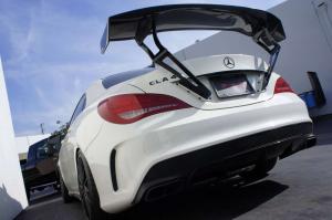 2014 Mercedes-Benz CLA45 AMG by Rs Tuning and Voltex