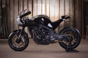2010 Triumph Speed Triple 1050 Dark Matter by Euromotos