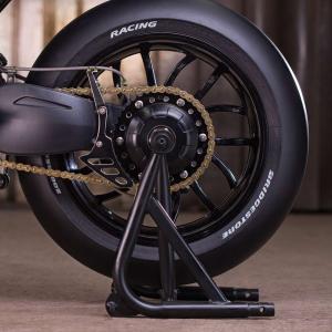 2010 Triumph Speed Triple 1050 Dark Matter by Euromotos