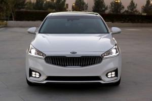 2016 Kia Cadenza US)