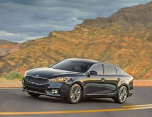2016 Kia Cadenza US)