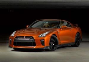 Обновленный Nissan GT-R стал мощнее на 20 лошадиных сил