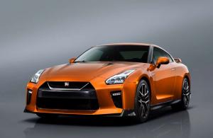 2016 Nissan GT-R US)