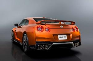2016 Nissan GT-R US)