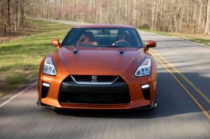 2016 Nissan GT-R US)