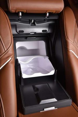 2016 BMW 750Li xDrive Solitaire Edition