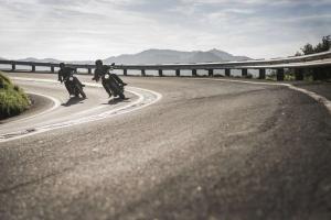 2016 Harley-Davidson XL1200CX Roadster