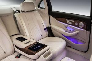 2016 Mercedes-Benz E320 L 4Matic Exclusive Line