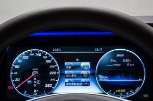 2016 Mercedes-Benz E320 L 4Matic Exclusive Line
