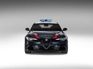 2016 Alfa Romeo Giulia Quadrifoglio Carabinieri