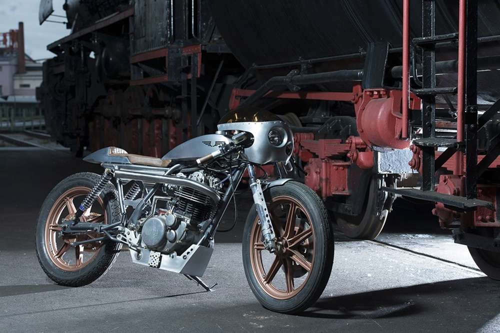Кафе рейсер Yamaha SR500 от Exesor Motorcycles