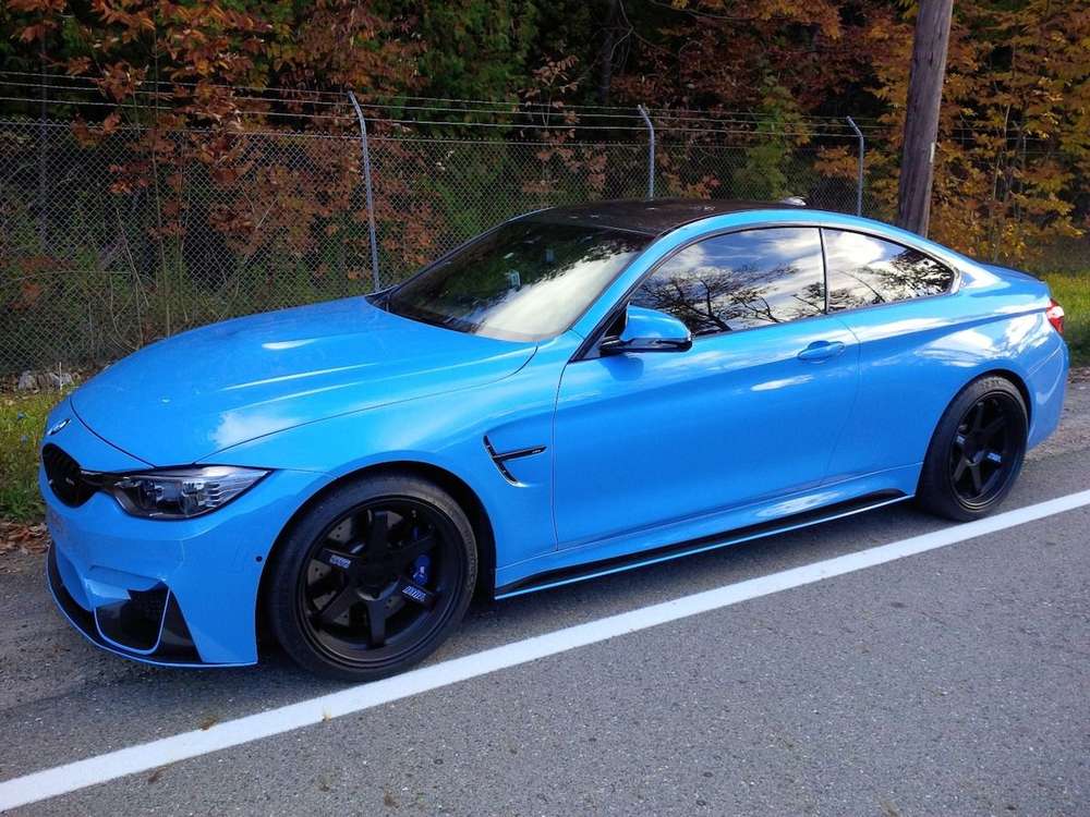 BMW m4 Blue Marine