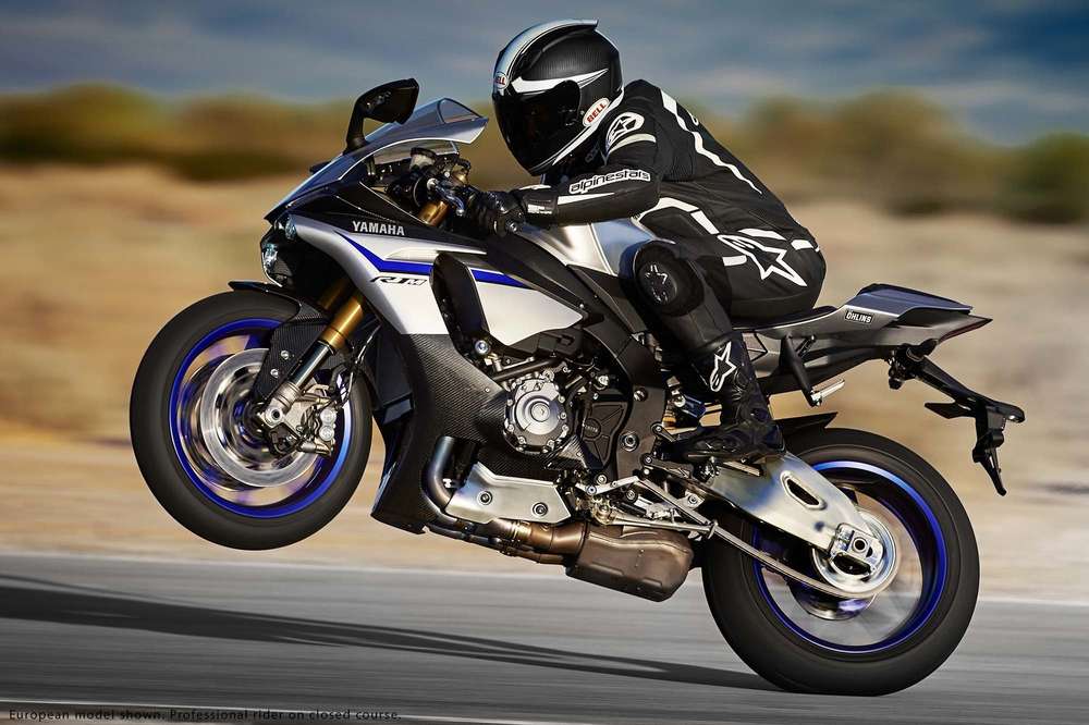 Yamaha представляет новый трековый мотоцикл YZF-R1M 2015