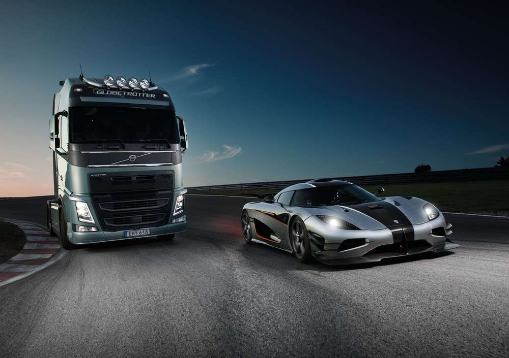 Volvo FH против Koenigsegg One:1 – кто кого?