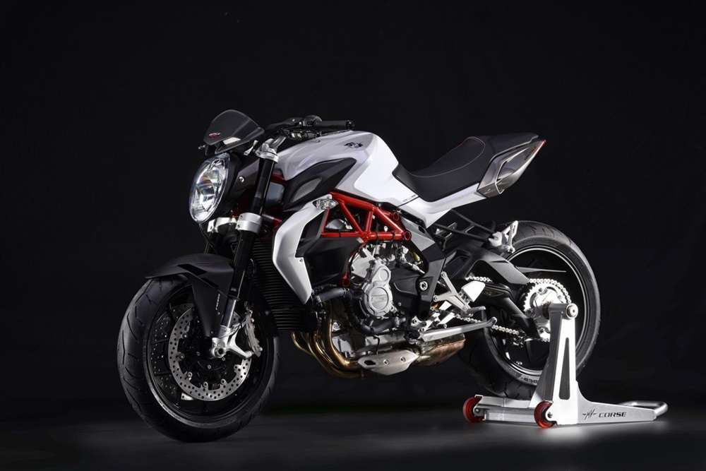 Нейкед MV Agusta Brutale 800 2015