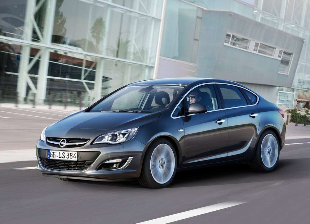 Opel Astra – новинка-2014