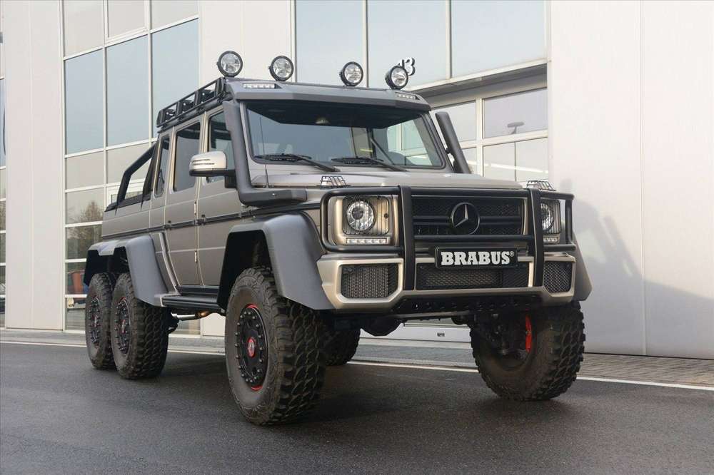 В Brabus подготовили для Mercedes-Benz G63 6x6 несколько изменений