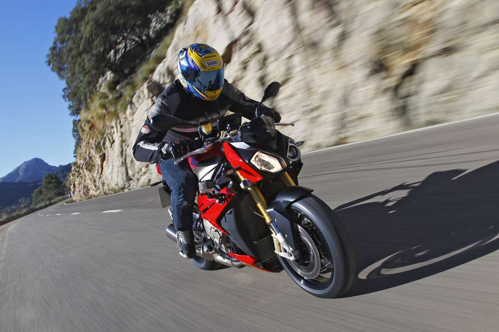 Обзор BMW S1000R