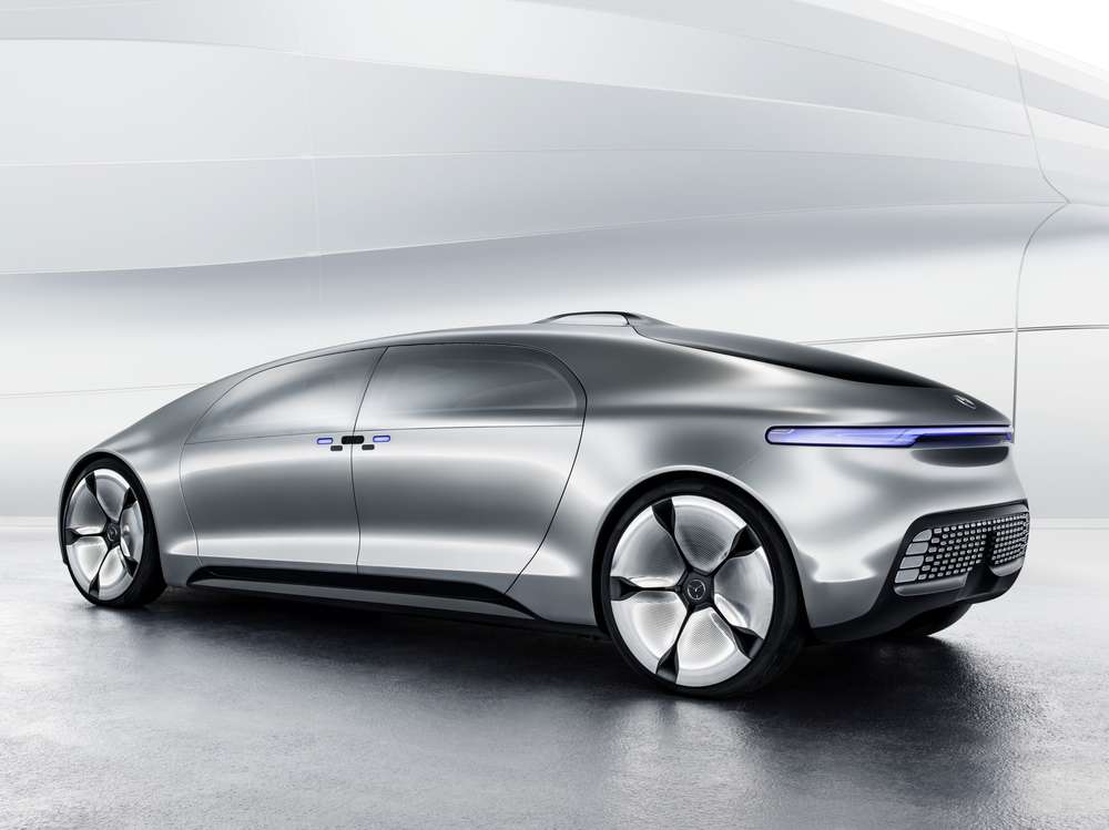 Мерседес IAA Concept 15