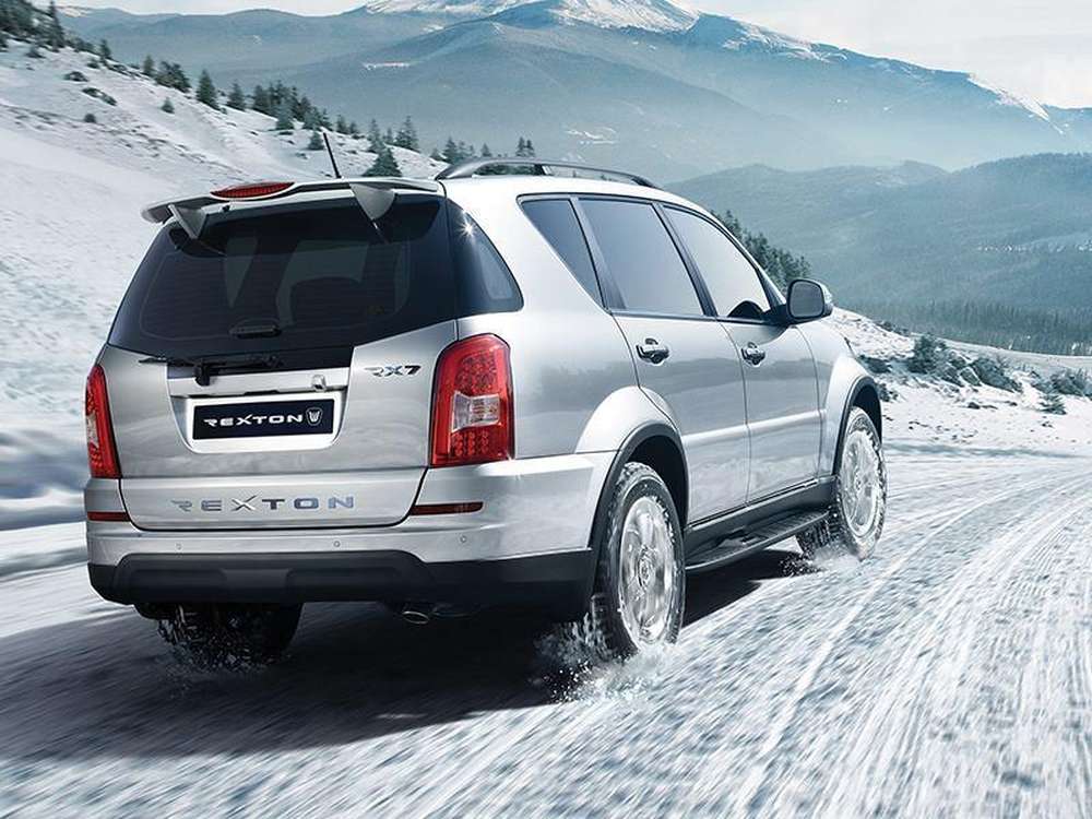 SSANGYONG Rexton w 2012