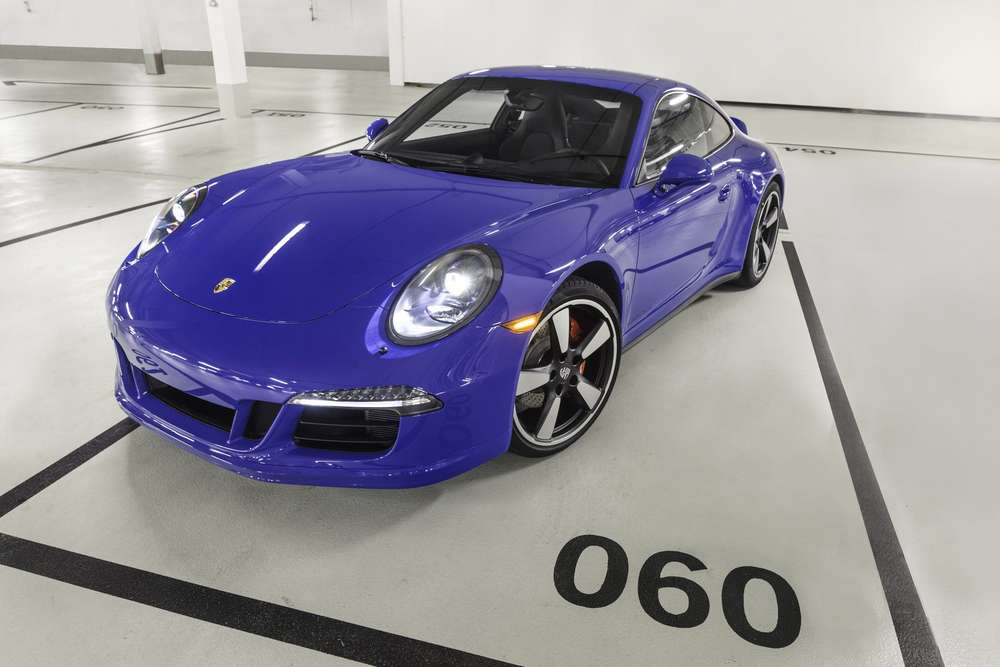 Porsche выпускает спецверсию 911 GTS Club Coupe