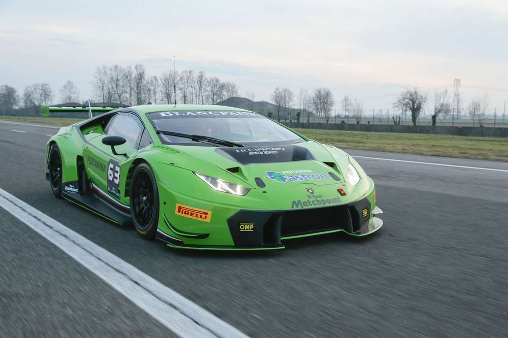 Lamborghini показал Huracan GT3, готовый к участию в гонках