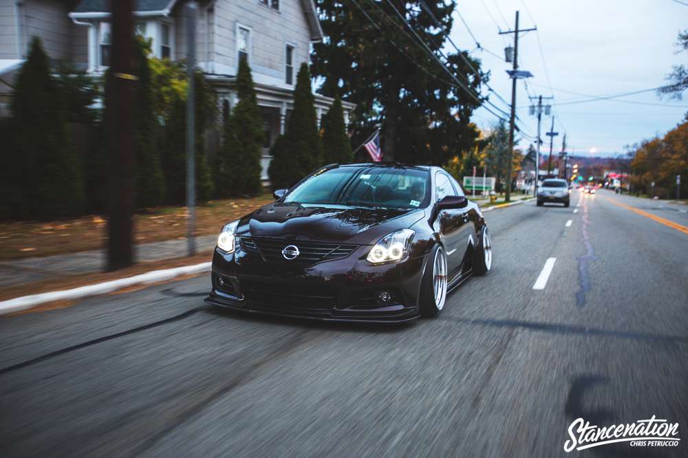 Nissan Altima Coupe: перемены к частому