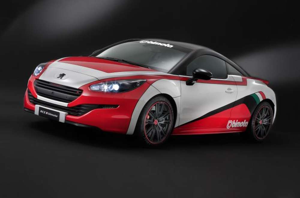 Peugeot демонстрирует мощный спорткар RCZ R Bimota