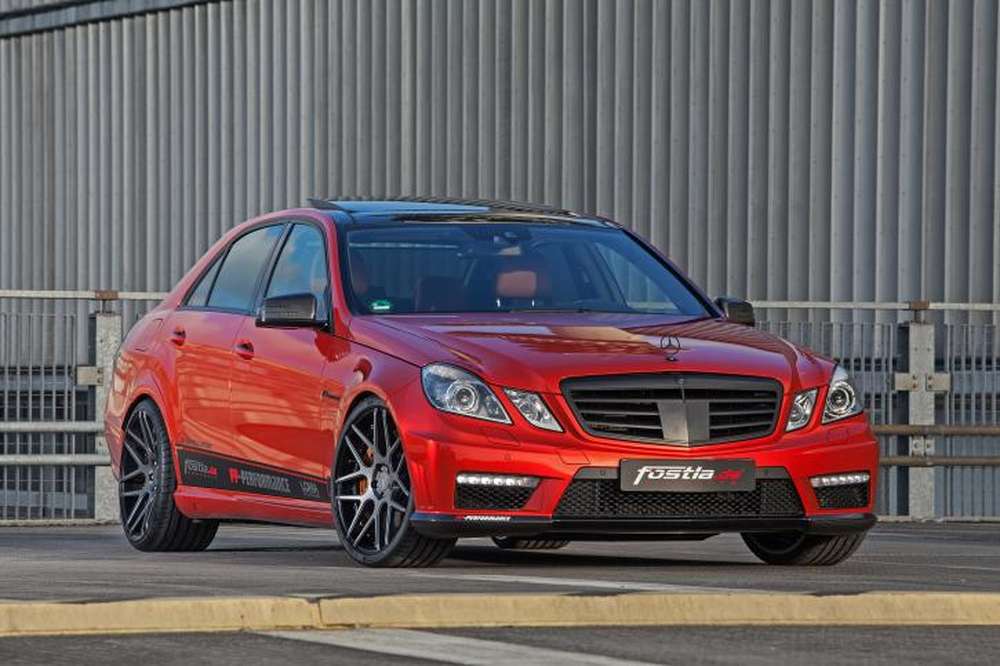 Mercedes E63 AMG: 720 «лошадок» под капотом