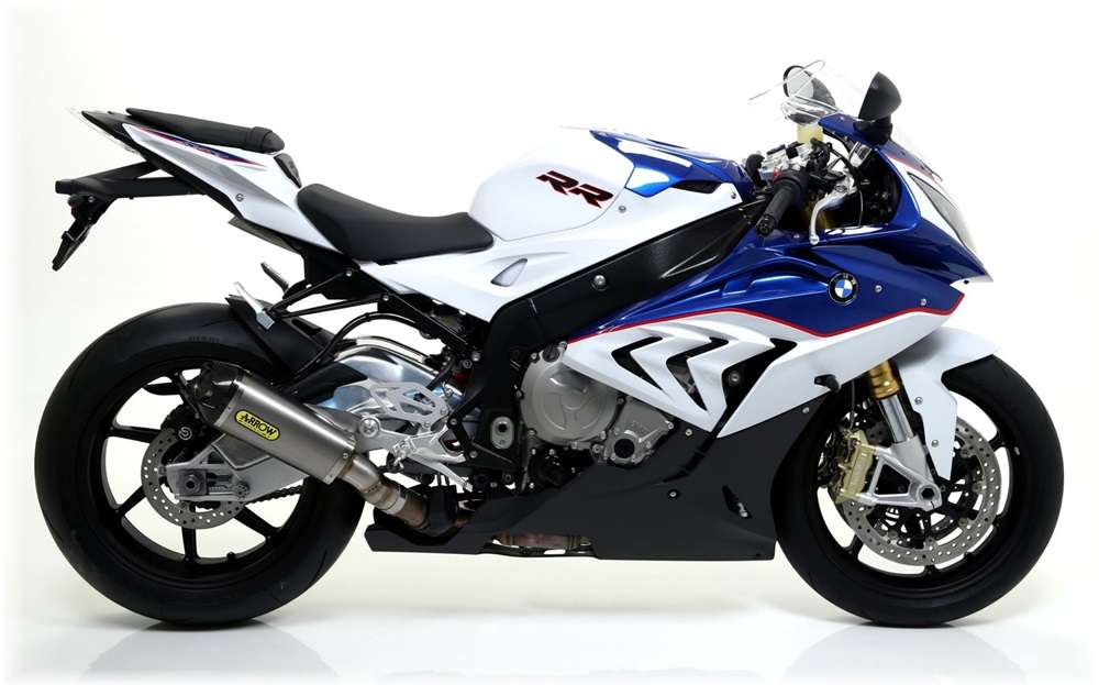 Фирма Arrow представила линейку глушителей для BMW S1000RR 2015