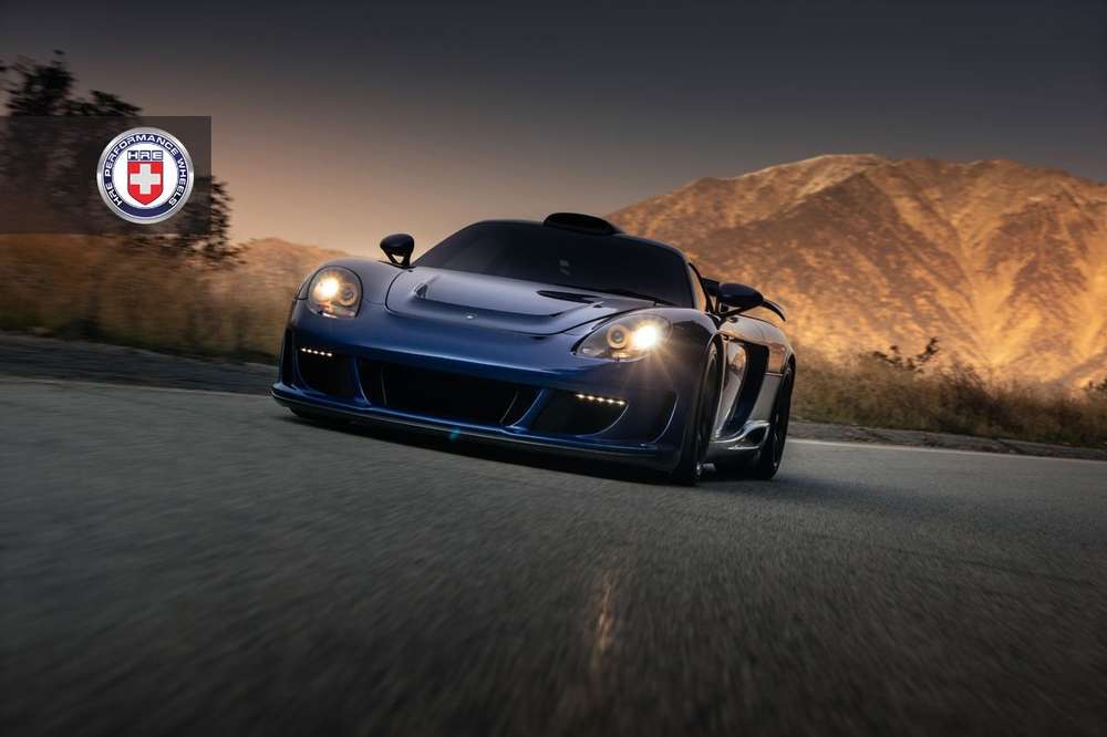 Porsche Carrera GT встал на диски HRE P104